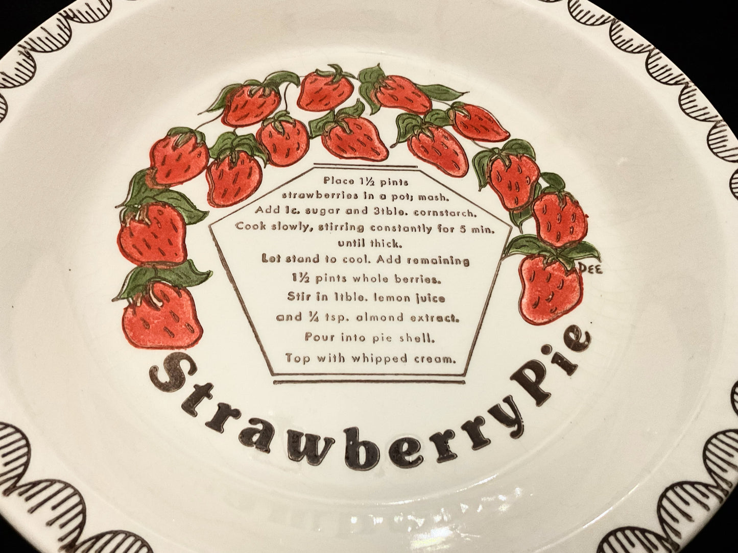 Strawberry Pie Baking Dish