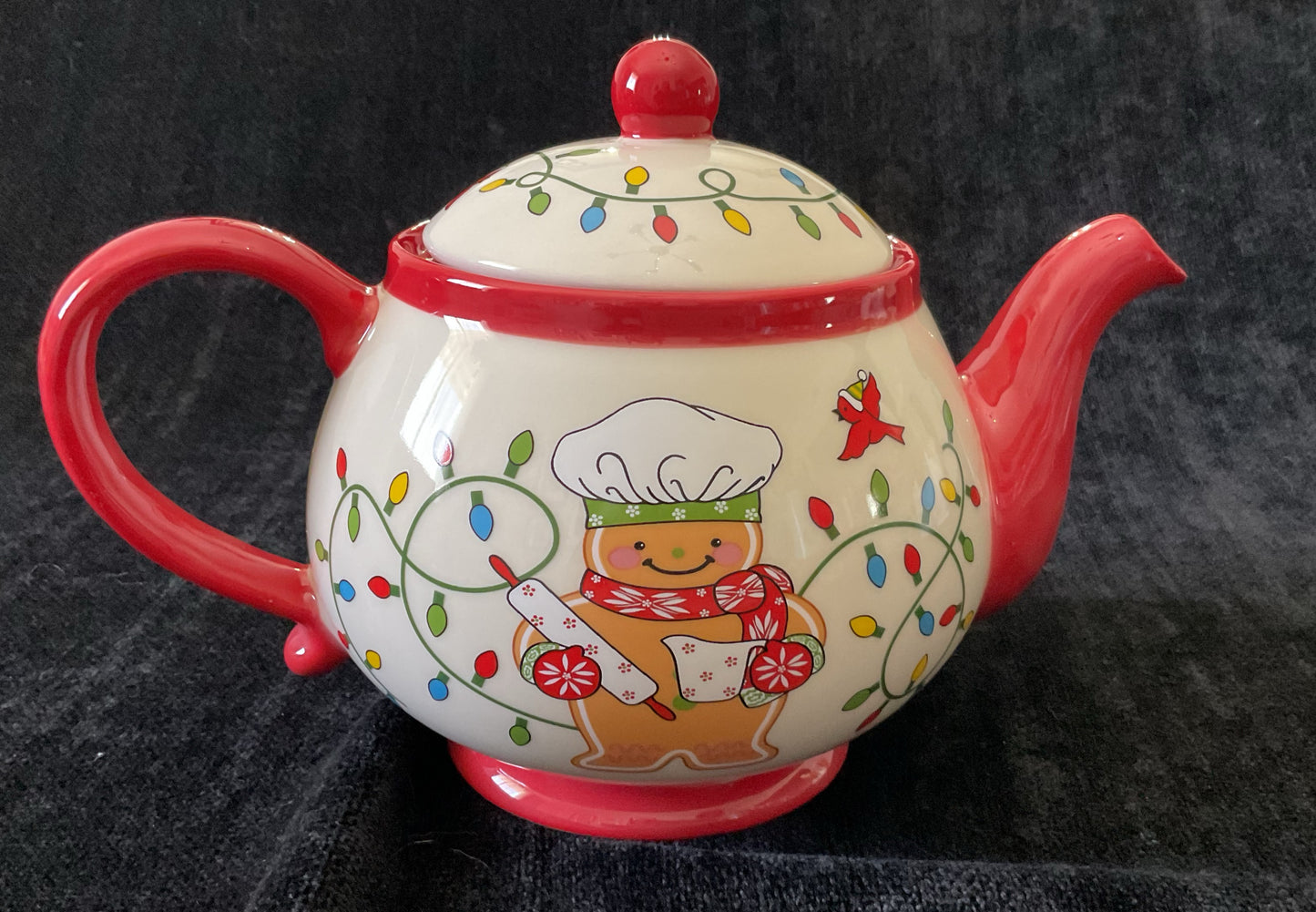 Temptations Holiday Teapot